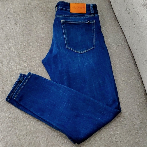 Lucky Brand skinny jeans - Picture 1 of 6